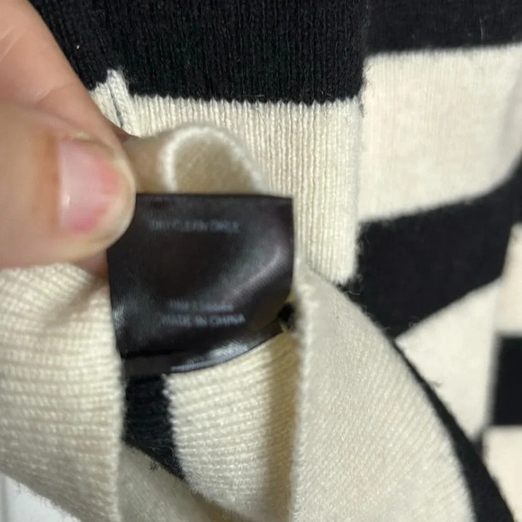 Good condition LESUPERBE women’s striped sweater  size S - Picture 9 of 9